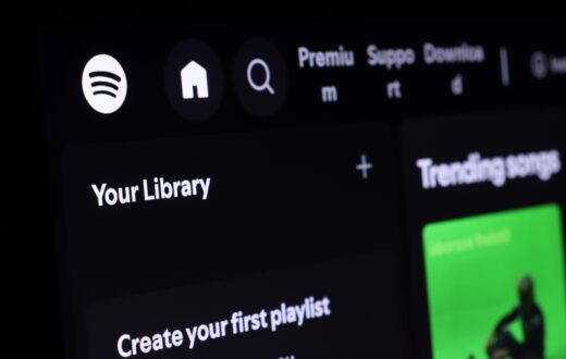 Screenshot dell'app Spotify con l'assistente 'Talk to Spotify'