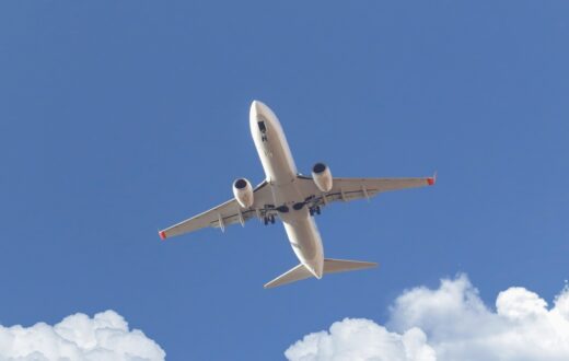 Aereo in atterraggio